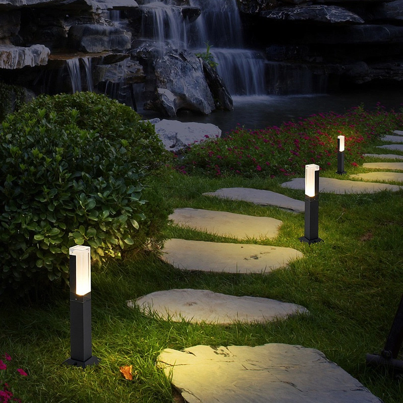 Outdoor Commercial Residential Low-Voltage DC24V LED Landscape Garden Driveway Pathway Lawn Bollard Lights